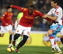 Stefano Okaka and Cristian Terlizzi compete for the ball