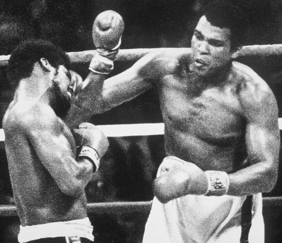 Muhammad Ali wins his third world heavyweight title against Leon Spinks