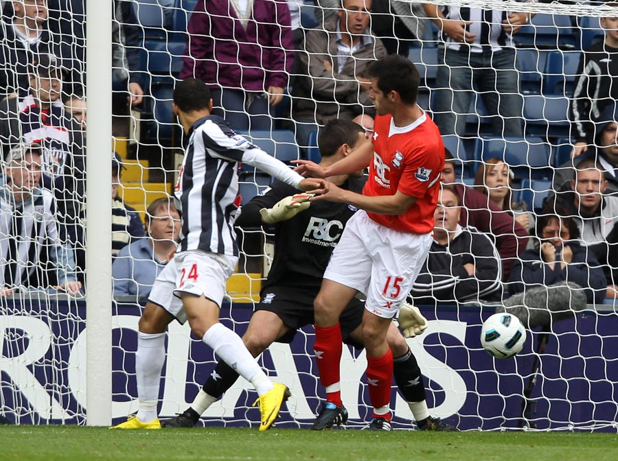 Peter Odemwingie nips in to score at The Hawthorns