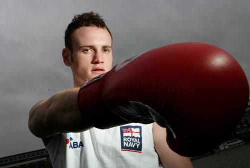 George Groves extends his arm