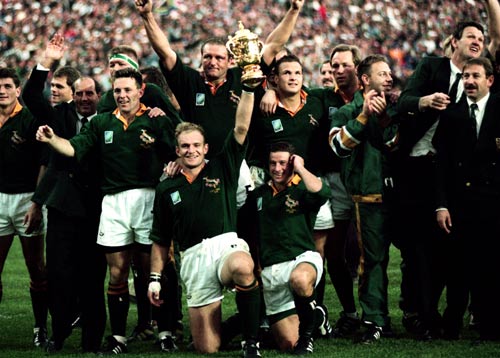 South African celebrate winning the Rugby World Cup