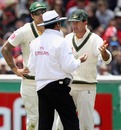 Ricky Ponting argues with Aleem Dar