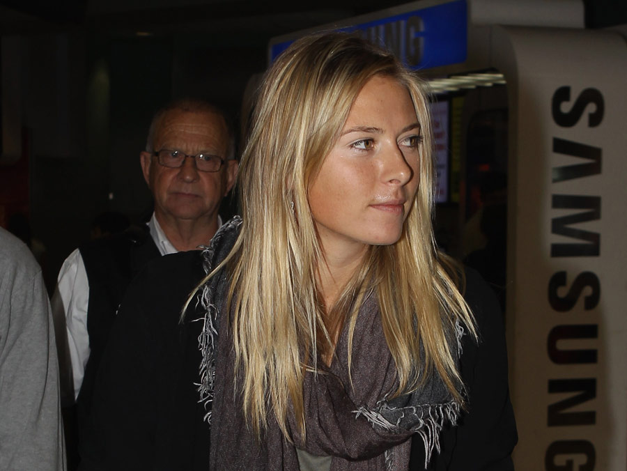 Maria Sharapova was the centre of attention as she arrived in Auckland 