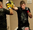 Michael Bisping warms up