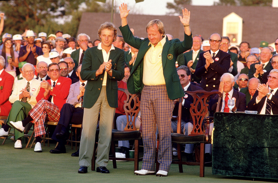 Jack Nicklaus takes the applause