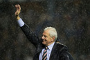 Walter Smith salutes the crowd