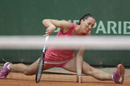 Jelena Jankovic performs the splits