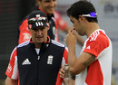 Andrew Strauss has a word with Jade Dernbach during practice