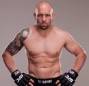 Shane Carwin poses pre-fight