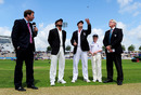 Andrew Strauss wins the toss