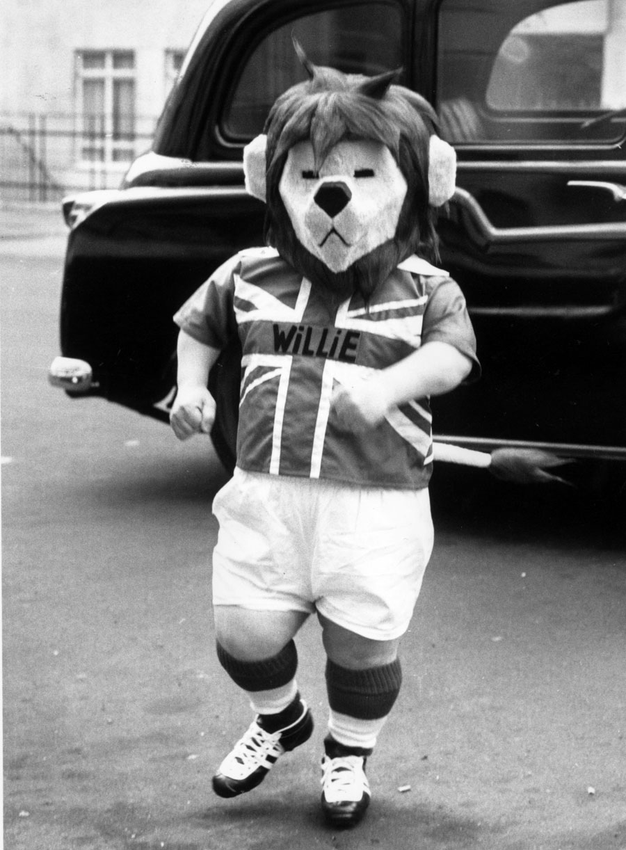World Cup Willie arrives at the FA headquarters