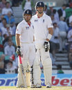 Ian Bell and Kevin Pietersen have a chat during their partnership 