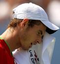 Andy Murray towels himself down