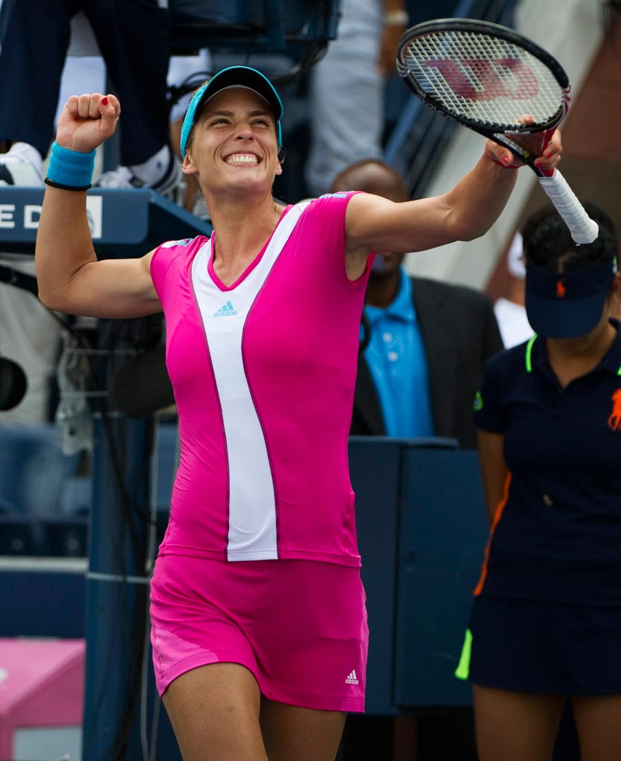 Andrea Petkovic celebrates her victory
