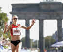Paula Radcliffe crosses the finish line