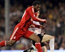 Ryan Babel shows his power to hold off his marker