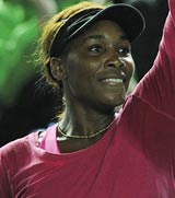 Venus Williams salutes the crowd