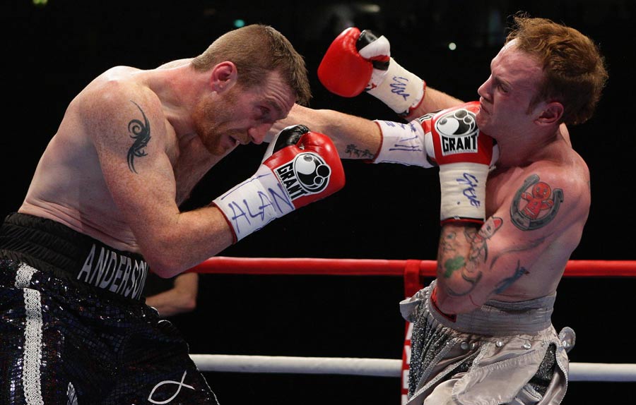 Kenny Anderson lands a left on George Groves
