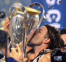 David Beckham kisses the MLS Cup