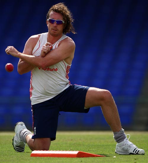 Ryan Sidebottom during a fielding session
