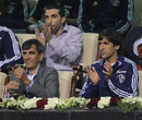 Schalke striker Raul watches fellow Spaniard Rafael Nadal