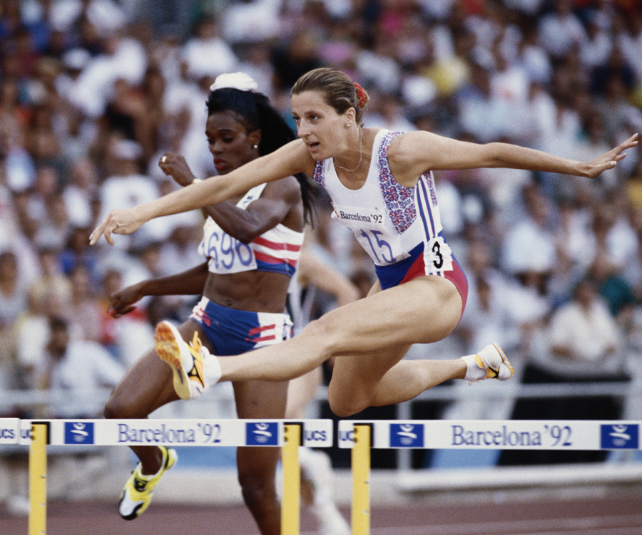 Sally Gunnell on her way to glory in the 400m hurdles final