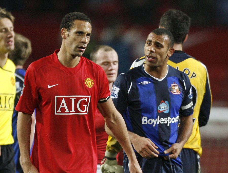 Rio Ferdinand exchanges words with brother Anton