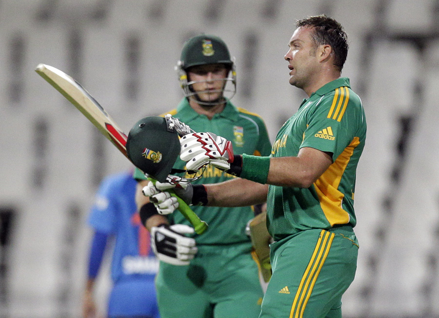 Jacques Kallis and Colin Ingram added 119 for the second wicket