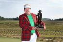 Carl Pettersson holds the RBC Heritage trophy