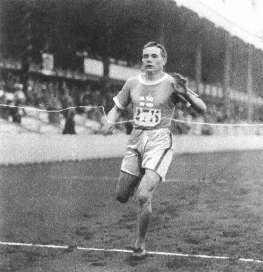 Paavo Nurmi won three gold medals, including the cross country