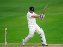 Ian Bell showed signs of a return to form for Warwickshire