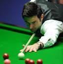 Ronnie O'Sullivan looks to the pink