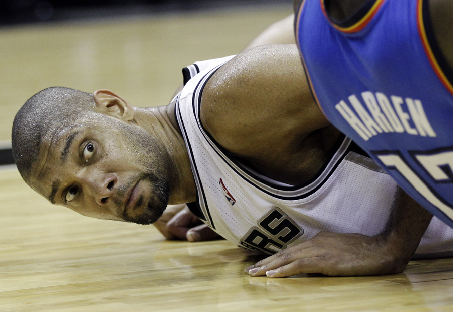 Tim Duncan looks up from the floor