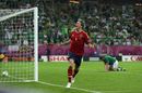 Fernando Torres wheels away in delight after scoring Spain's third
