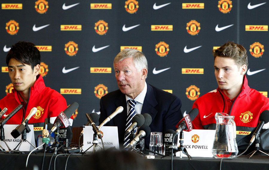 Sir Alex Ferguson unveils new signings Shinji Kagawa and Nick Powell
