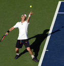 Andy Murray sets up for a serve