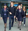 Andy Murray walks through Heathrow Airport