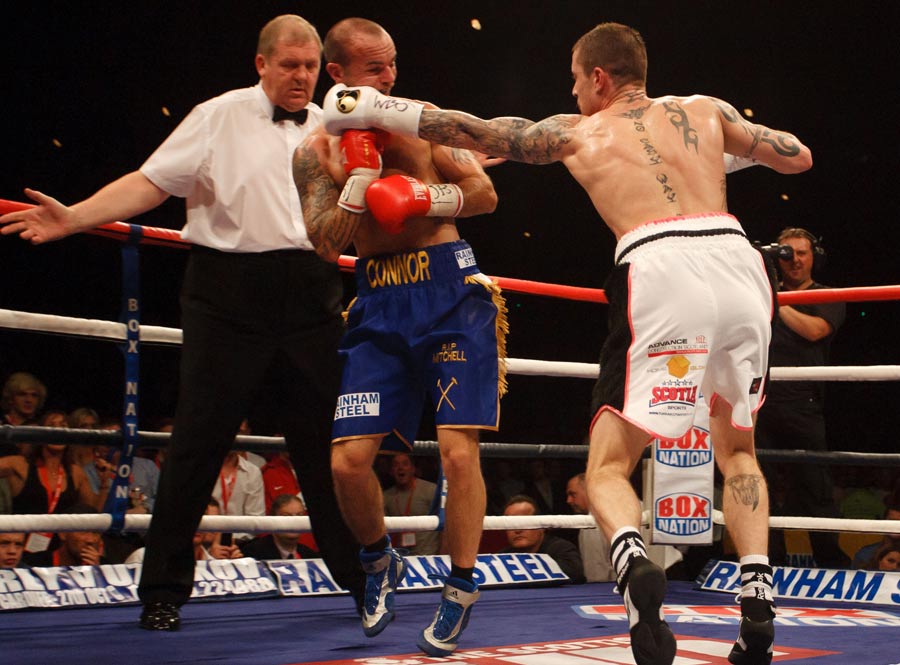 Ricky Burns clubs Kevin Mitchell