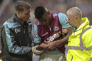 Ricardo Vaz Te limps off with an injury