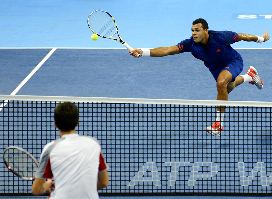 Jo-Wilfried Tsonga sets up for a volley