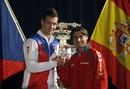 David Ferrer shakes hands with Tomas Berdych