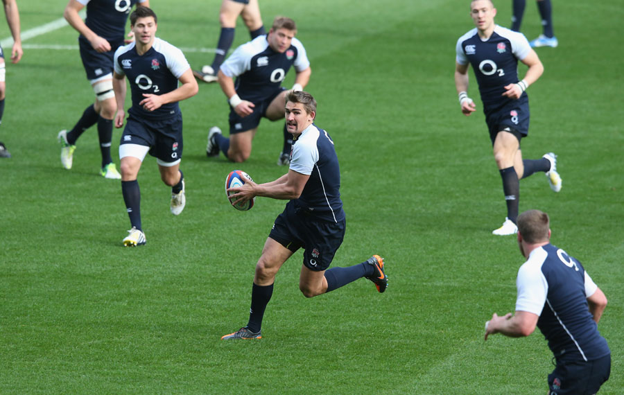 Toby Flood looks to release the ball in training