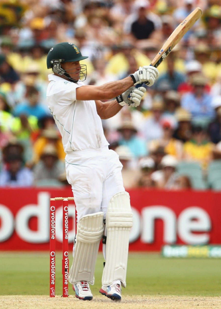 Faf du Plessis pulls during his half-century on debut