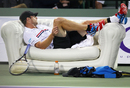 Andy Roddick relaxes