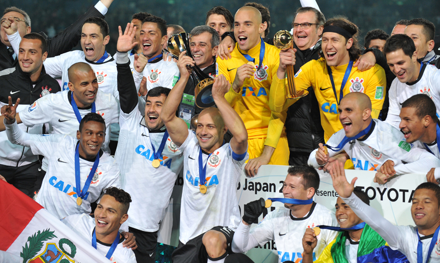 Corinthians celebrate with the Club World Cup