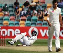 Angelo Mathews gets hit by a Mitchell Starc delivery