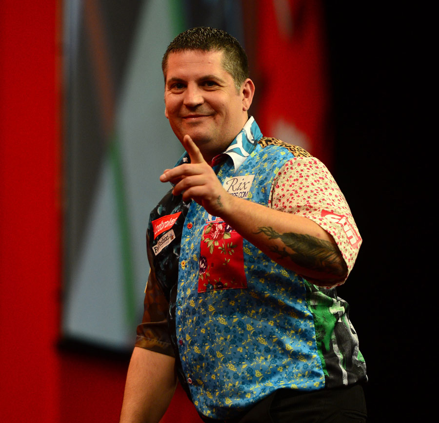 Gary Anderson gestures to the crowd