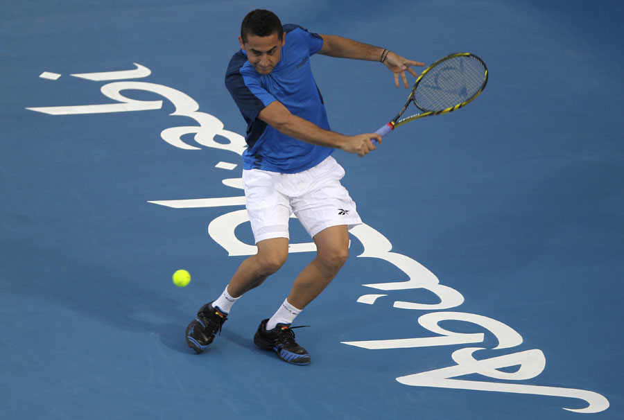 Nicolas Almagro lines up a backhand