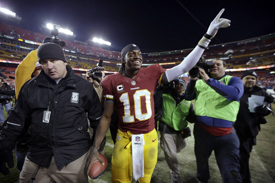 Robert Griffin III salutes the fans