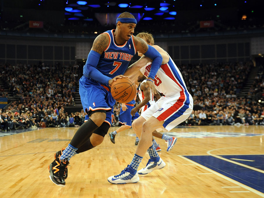 New York Knicks' Carmelo Anthony gets away from Detroit Pistons' Kyle Singler